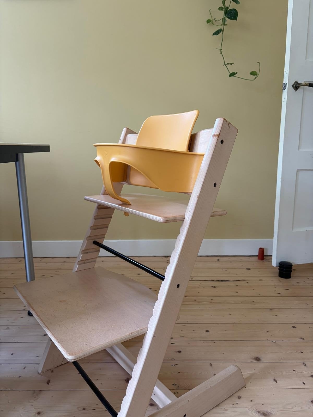 Stokke Tripp Trapp Baby Set (Geel), Ophalen of Verzenden, Zo goed als nieuw, Meegroeistoel, Afneembaar eetblad