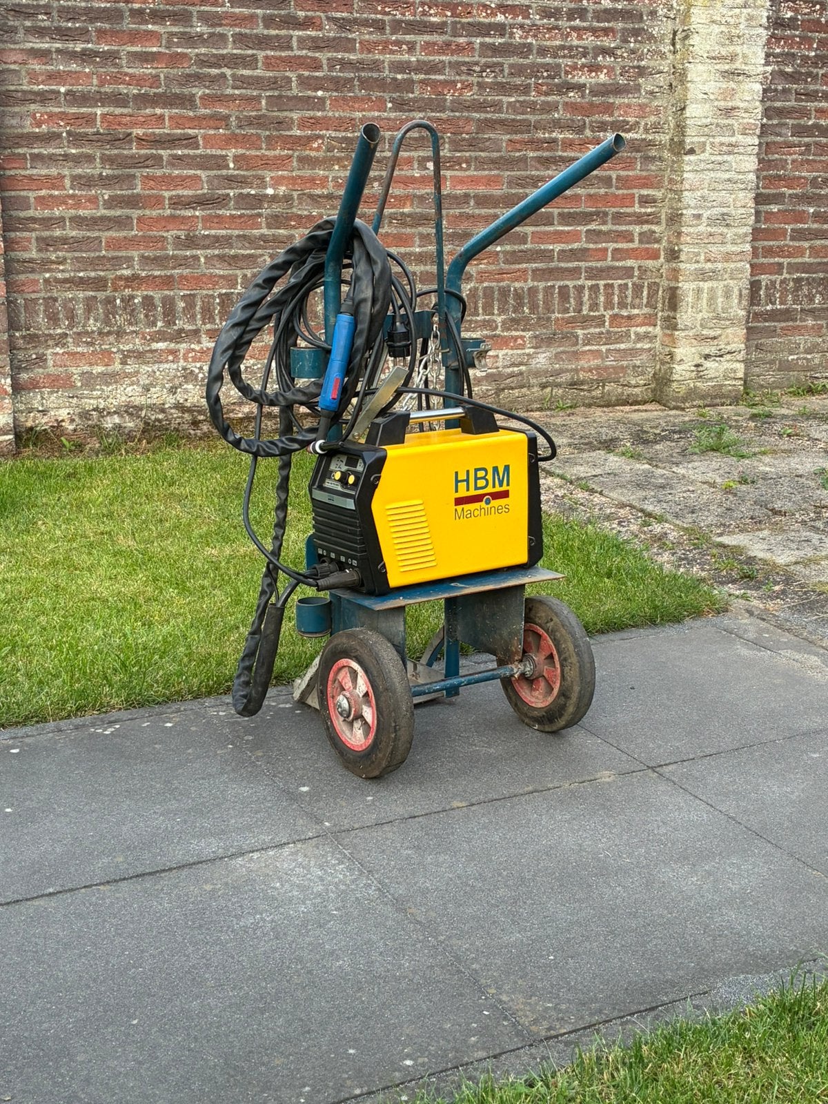 Tig lasapparaat 200DC HBM moet weg, Ophalen, Zo goed als nieuw, 150 tot 250 ampère, Tig