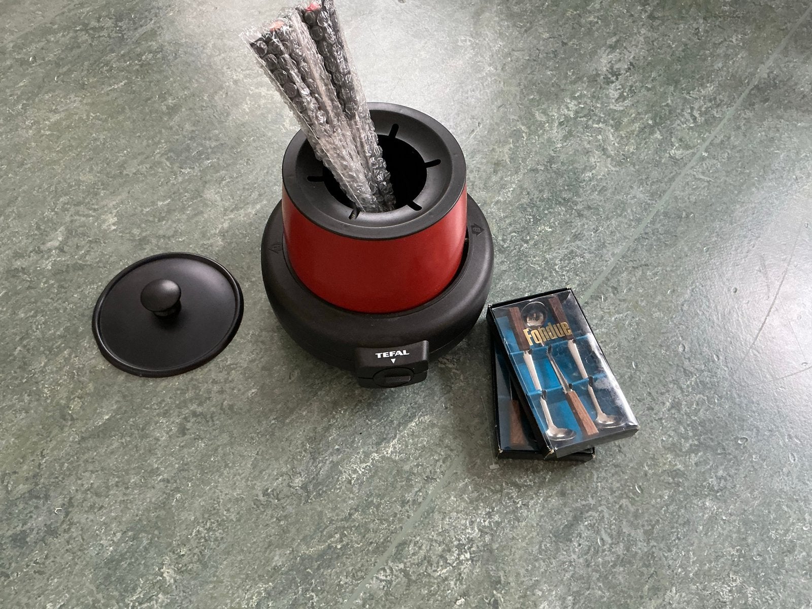 Tefal elektrische fondueset met 6 vorkjes, Witgoed en Apparatuur, Ophalen, Zo goed als nieuw, Elektrisch, Fondueset