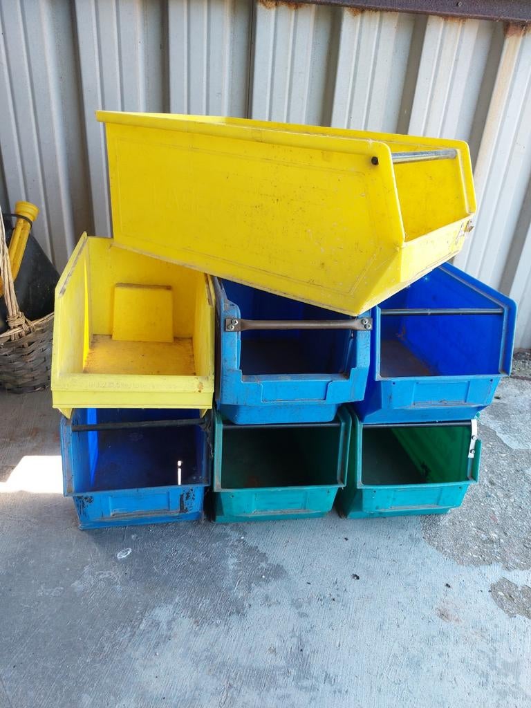 Stapelbakken / Magazijnbakken - Diverse kleuren, Ophalen of Verzenden