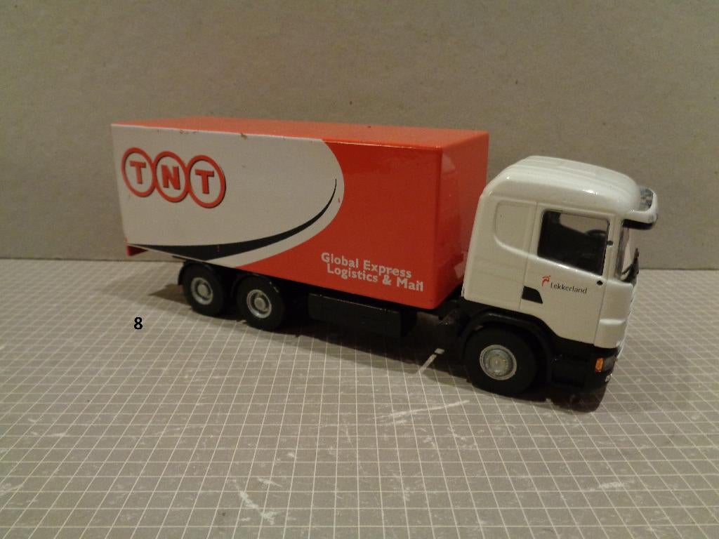 lion scania bakwagen tnt, Hobby en Vrije tijd, Modelauto's | 1:50, Ophalen of Verzenden, Gebruikt, Bus of Vrachtwagen, Lion Toys