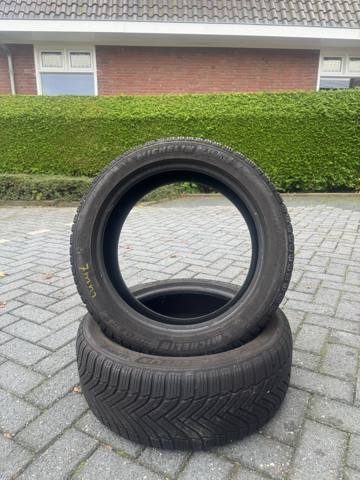 2x Michelin Alpin 6 Winterbanden 225/45/R17 7mm profiel, Ophalen, Gebruikt, 17 inch, Winterbanden