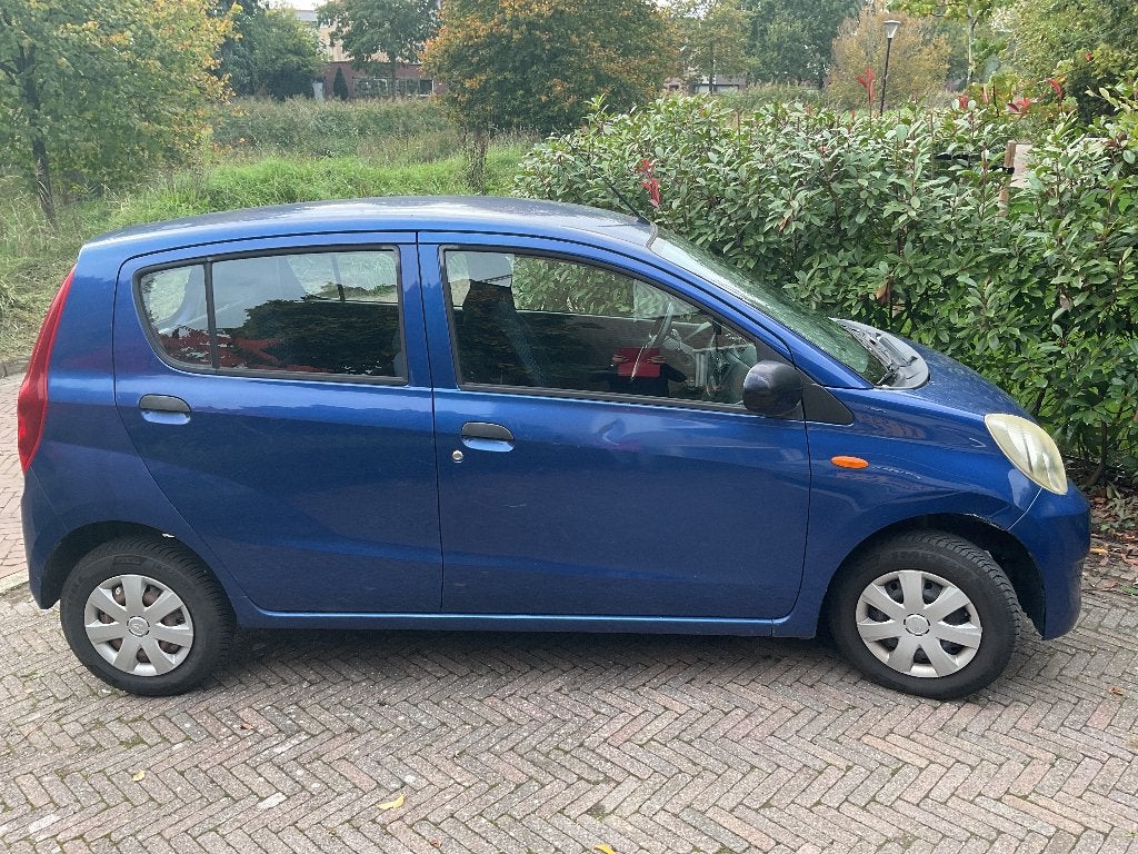 Daihatsu Cuore 1.0 5D 2010 Blauw, Auto's, Voorwielaandrijving, Stof, 600 kg, 18 €/maand