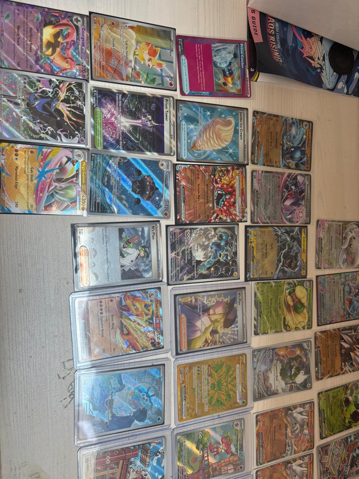 Pokemon kaarten collectie, Hobby en Vrije tijd, Verzamelkaartspellen | Pokémon, Ophalen of Verzenden, Zo goed als nieuw, Meerdere kaarten