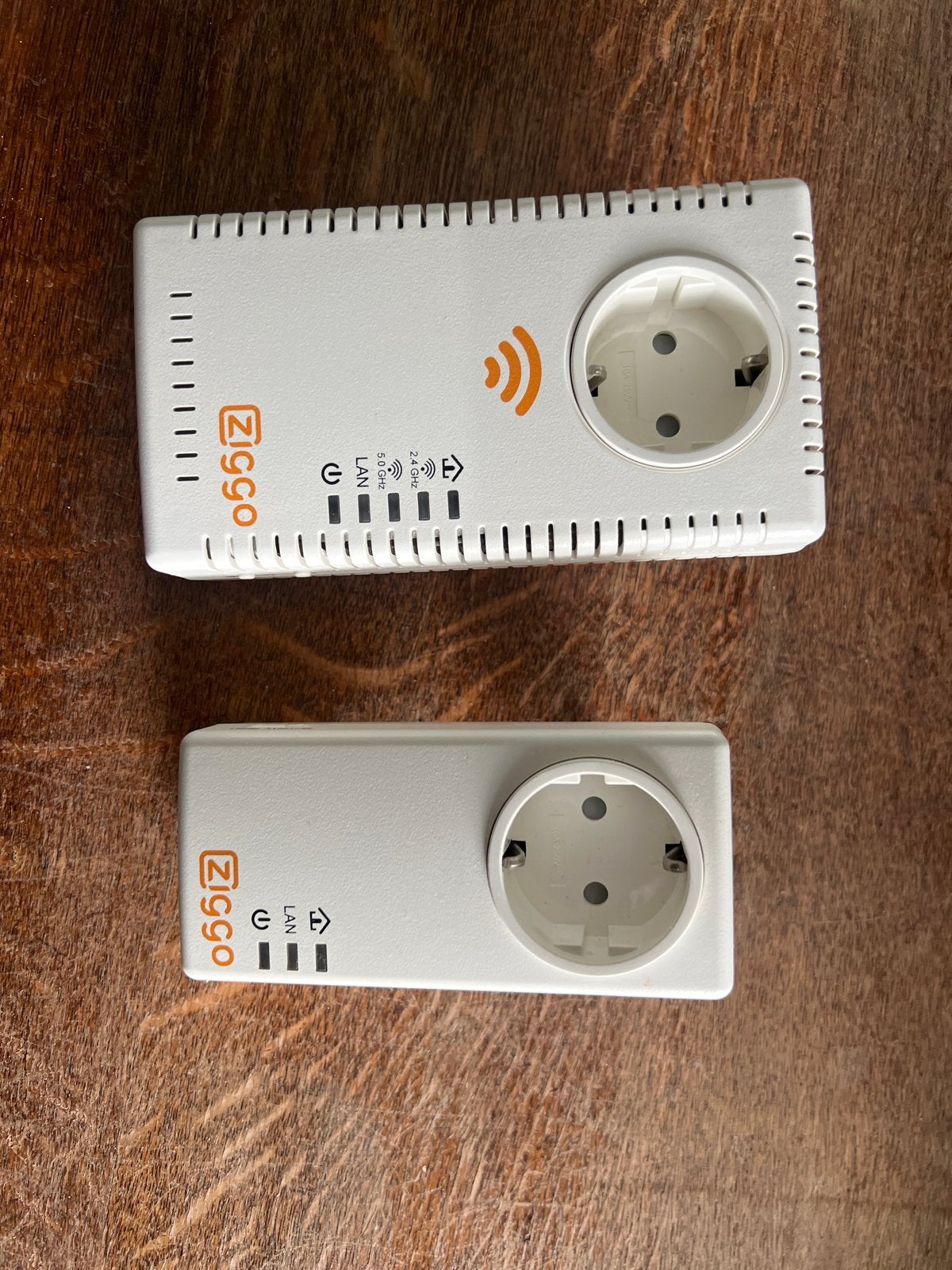 Ziggo Powerline WiFi Adapters (2 stuks), Ophalen of Verzenden, Gebruikt