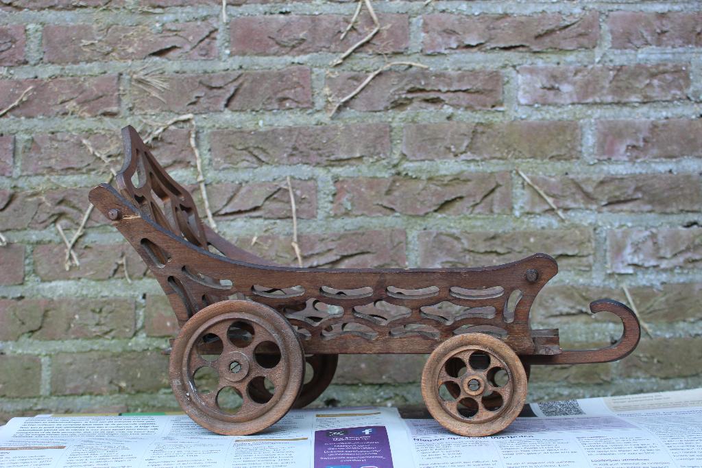 Mini antieke wagen - Oude houten kar, Ophalen of Verzenden