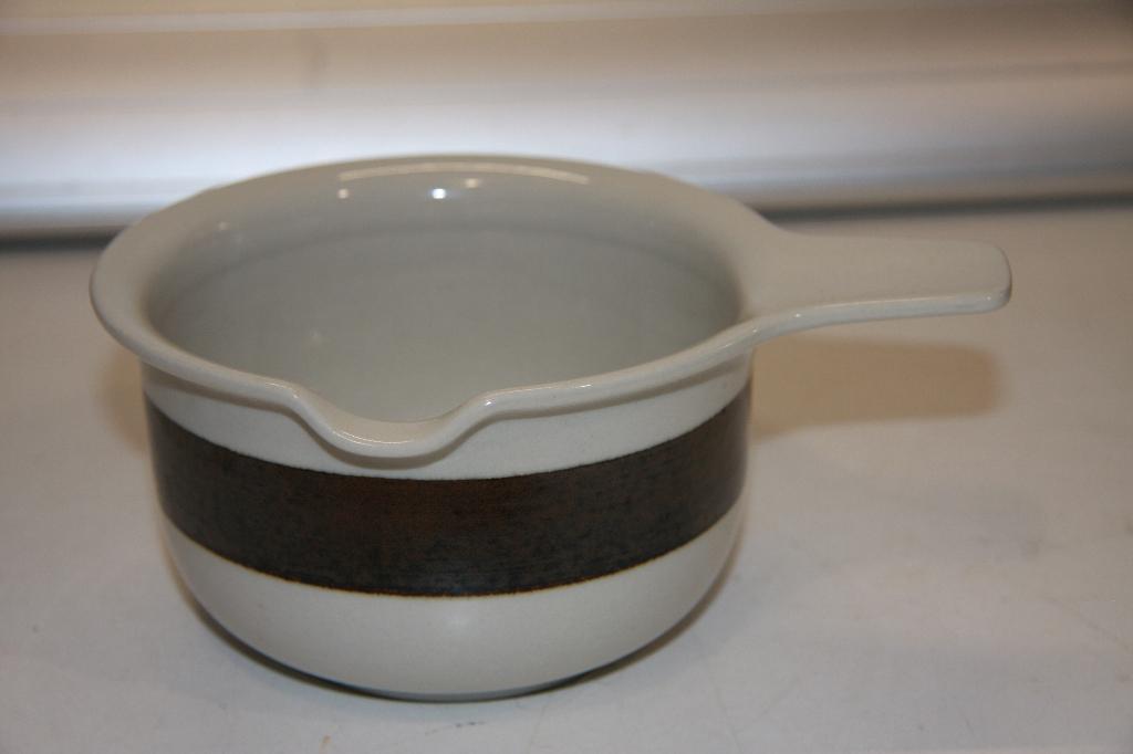 karelia arabia sauskom 14 cm doorsnede (260), Gebruikt, Overige typen, Ophalen of Verzenden, Overige stijlen