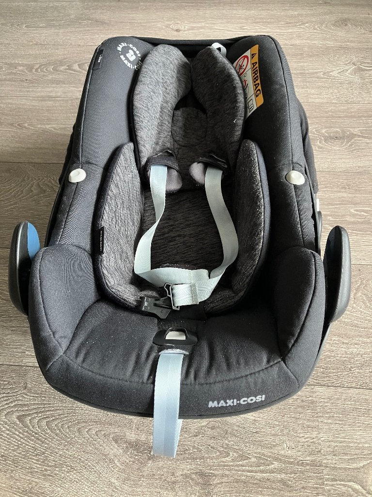 Maxi-Cosi Pro I-Size en Family Fix 3, Ophalen, Gebruikt, Overige typen, Gordel(s)