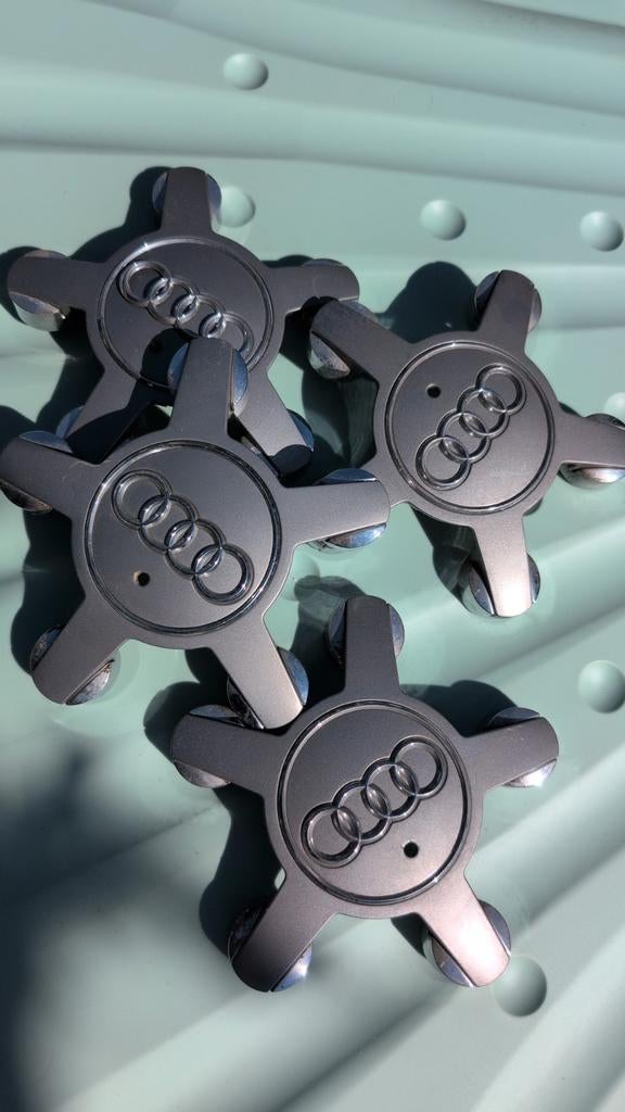 Naafkappen Audi, Auto diversen, Wieldoppen, Ophalen of Verzenden