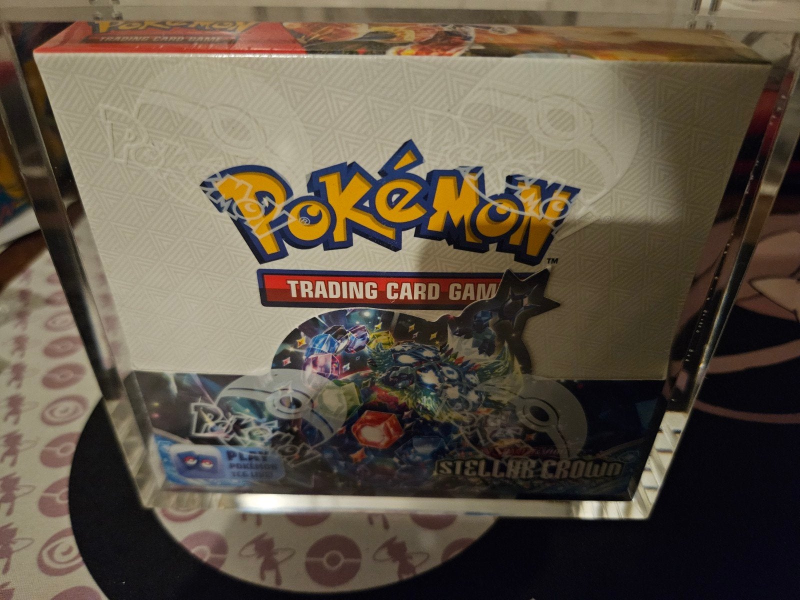 Pokemon Stellar Crown Booster Box Incl. Acryl Display, Ophalen of Verzenden, Zo goed als nieuw, Boosterbox, Foil