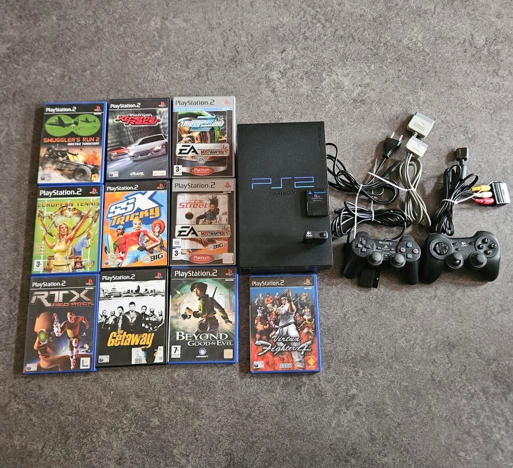 PlayStation 2 Phat Black met 2 controllers en 10 games, Gebruikt, Overige genres, 1 speler, Eén computer