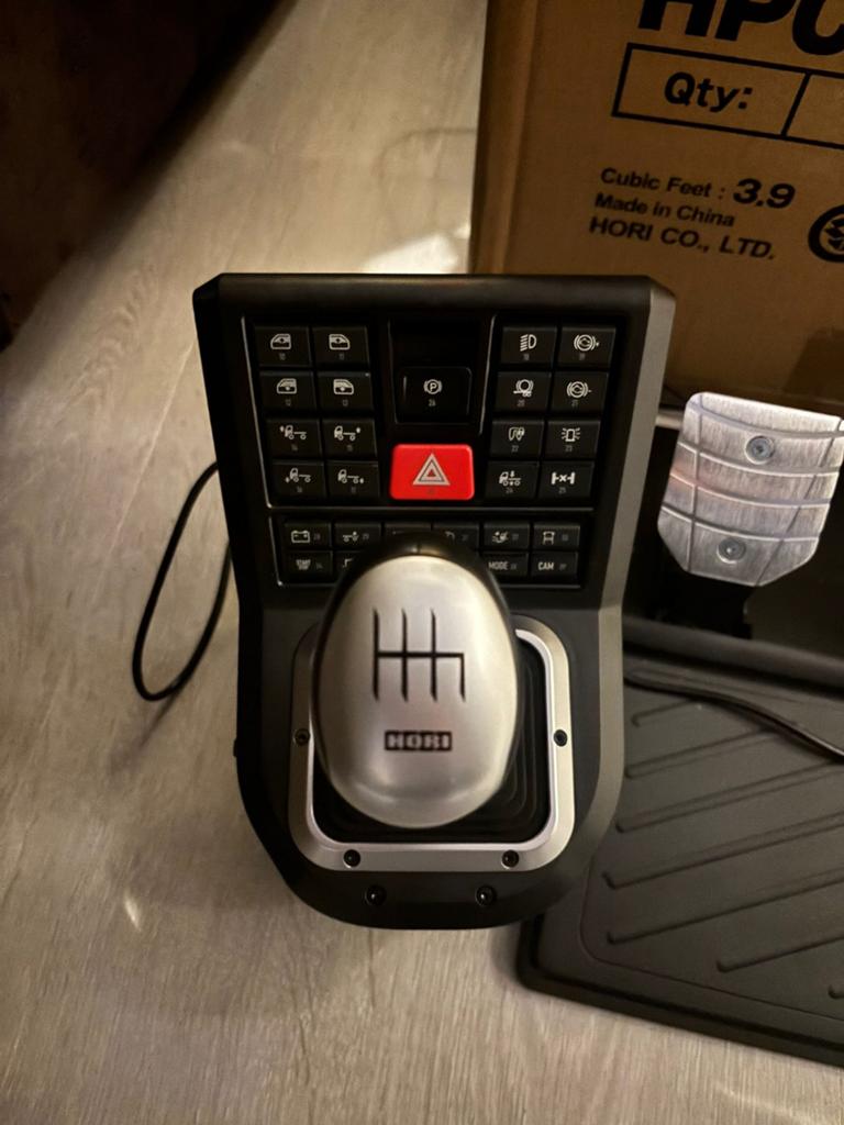 Hori Racestuur met Pedalen en Shifter - Zo goed als nieuw, Ophalen, Racestuur, Force feedback, Zo goed als nieuw