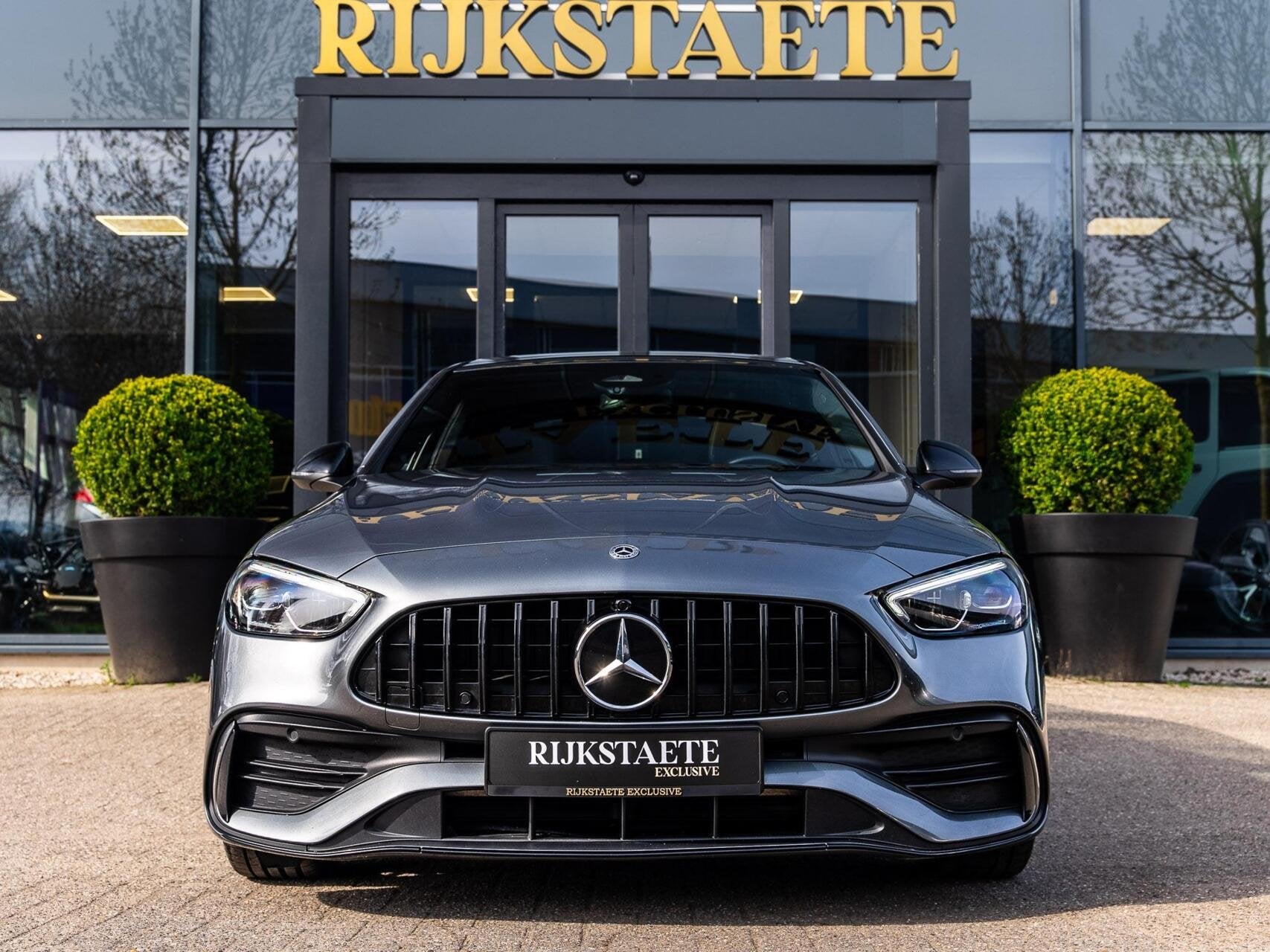 Mercedes C-klasse C200 AMG|BURMESTER|PANO|CAM|SFEERV|ACC, Automaat, Achterwielaandrijving, Euro 6, 4 cilinders