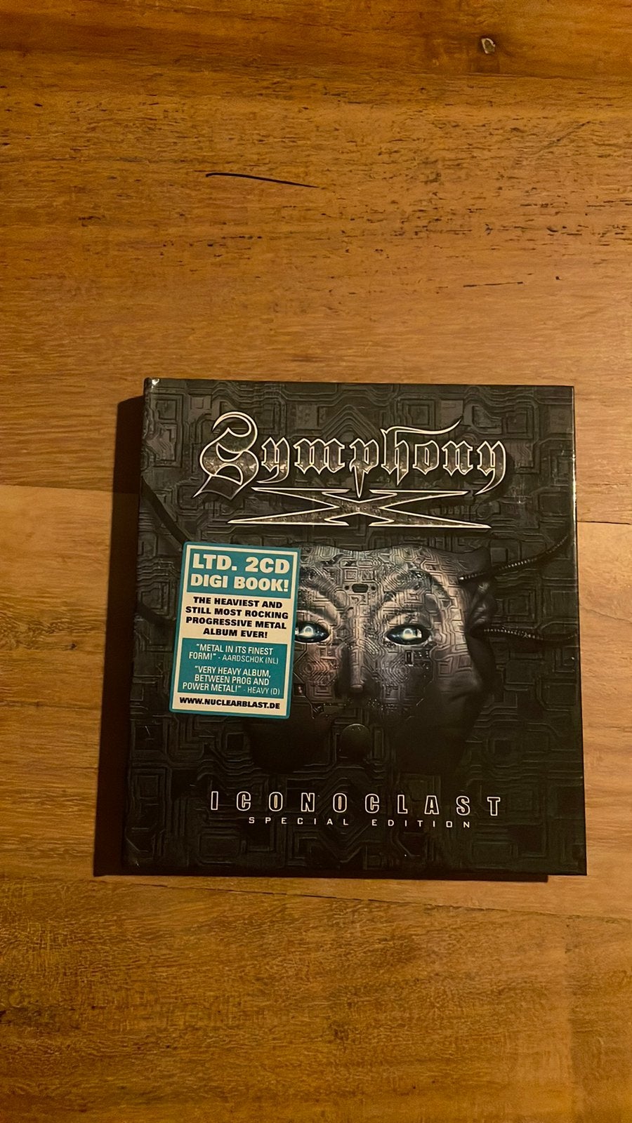 Symphony X - Iconoclast (Ltd. 2CD Digibook), Cd's en Dvd's, Ophalen of Verzenden, Modernisme tot heden, Zo goed als nieuw