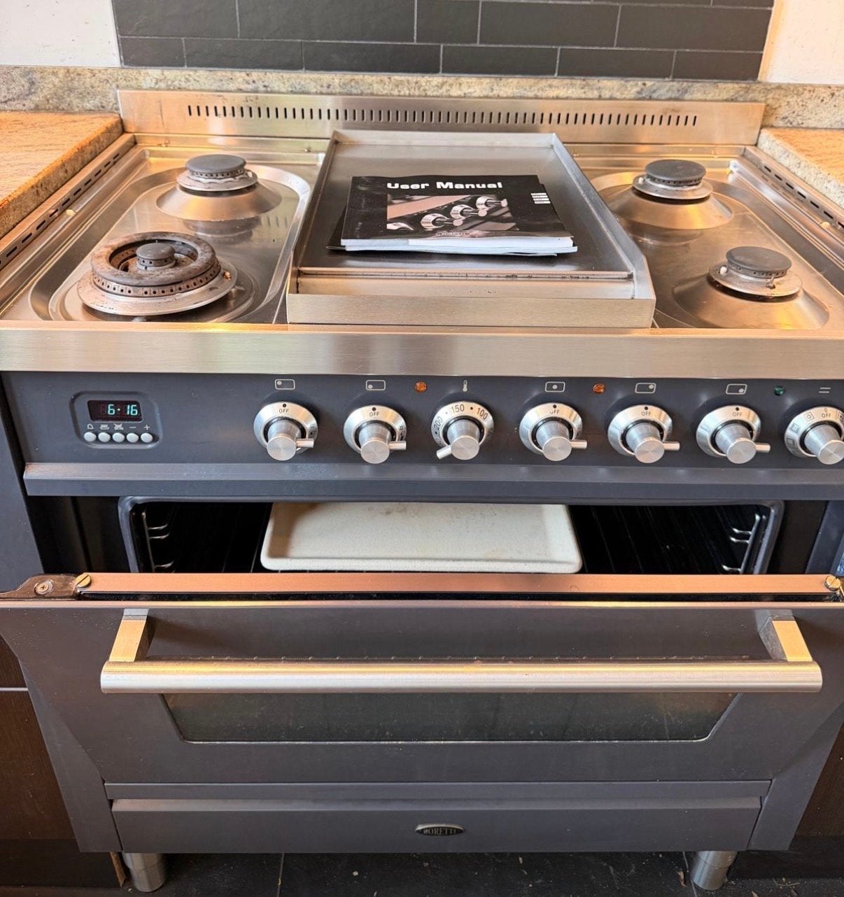 Boretti gasfornuis met elektrische oven en bakplaat, Witgoed en Apparatuur, Gebruikt, 60 cm of meer, Gas, Vrijstaand