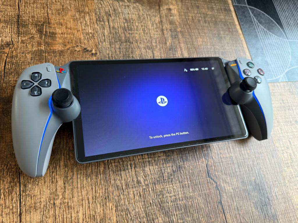 Playstation Portal 30th anniversary, Ophalen of Verzenden, Zo goed als nieuw