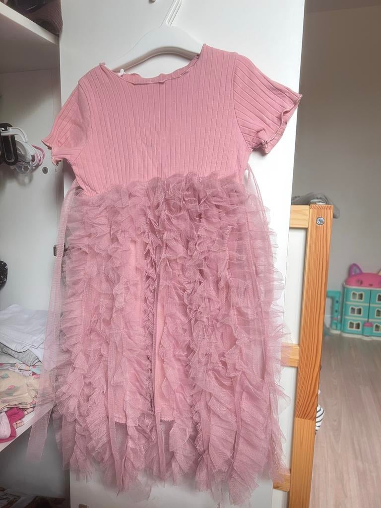 Roze kinderjurk met tule rok, Ophalen of Verzenden, Zo goed als nieuw