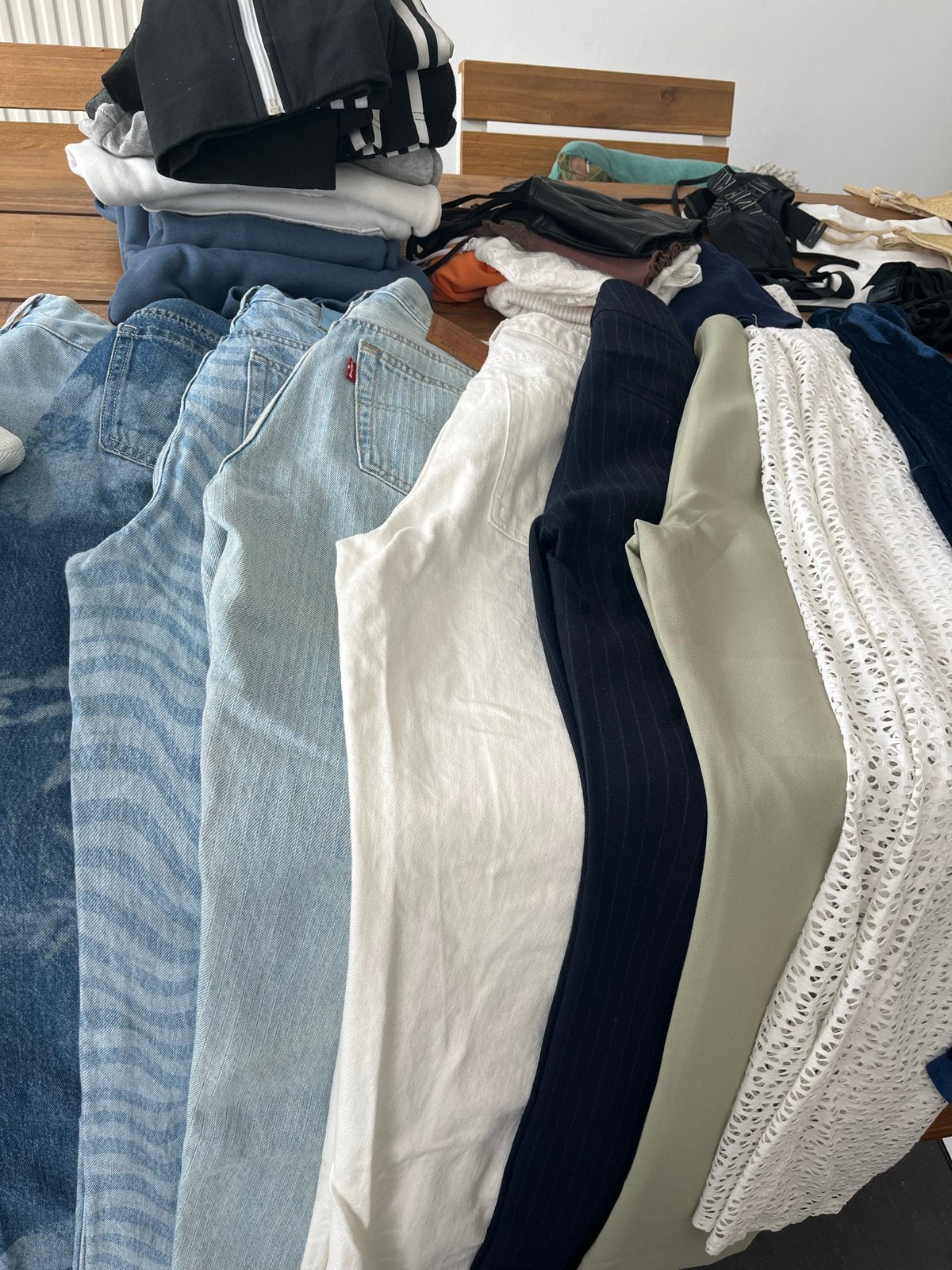 Kledingpakket jongedame S/XS: Merkkleding (Levi's, Nike, Adi, Ophalen, Gedragen