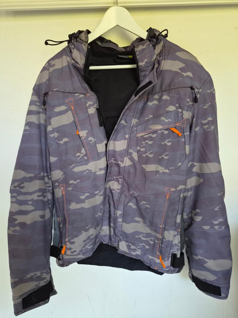 Macna Camo Motorjas Maat L, Motoren, Ophalen of Verzenden