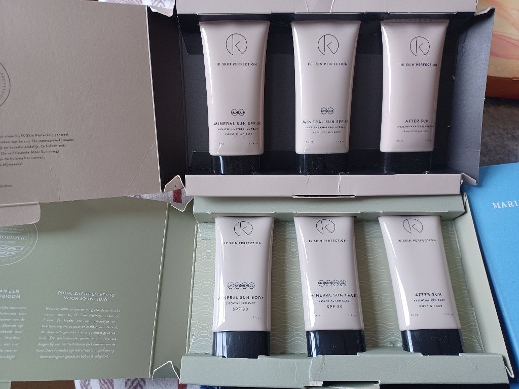2 set IK skin perfection mineral Zonnebrand sun SPF50 Zomer, Ophalen of Verzenden, Nieuw, Gehele gezicht, Verzorging