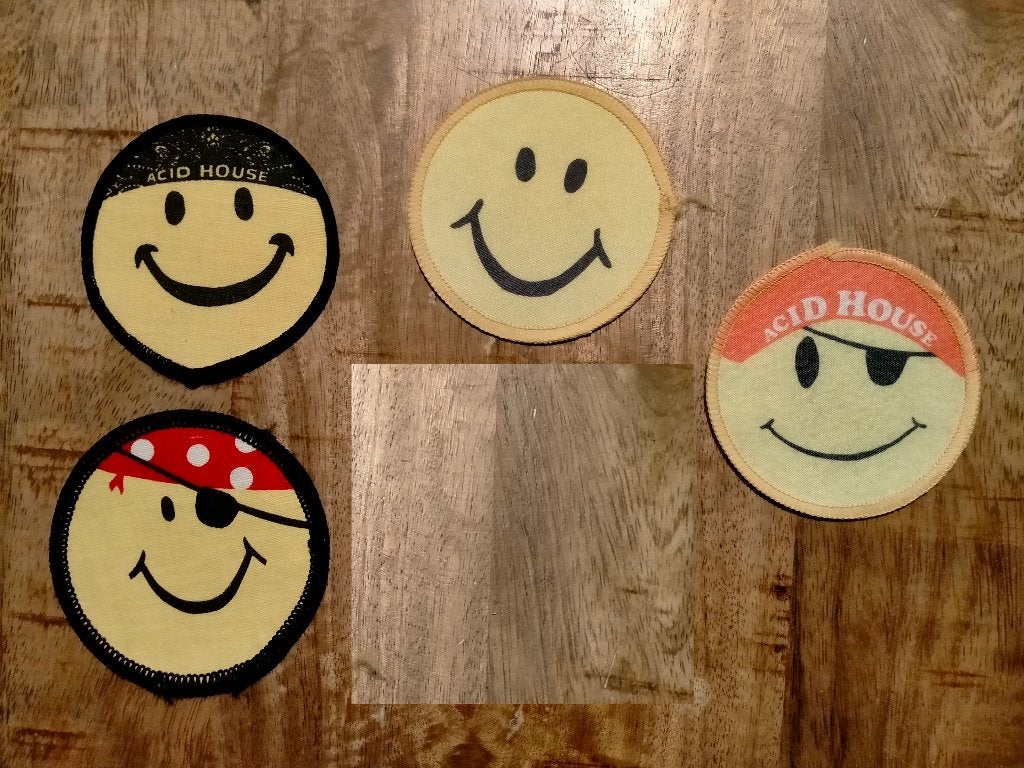 Smiley glimlach gezicht vintage hippie patches patch embleem, Hobby en Vrije tijd, Ophalen of Verzenden, Nieuw