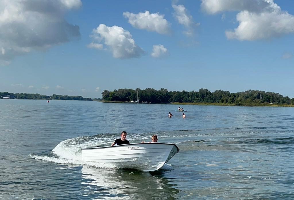 Boot compleet set! MET Motor en Trailer, Ophalen of Verzenden, Zo goed als nieuw