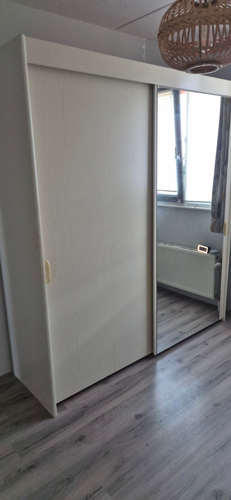 Kledingkast met schuifdeuren en spiegel, Ophalen, Gebruikt, 200 cm of meer, Met plank(en)