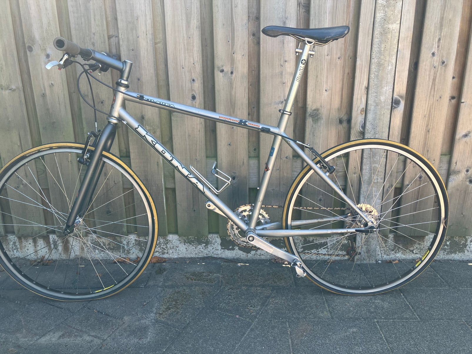 Kona kilauea retro 1993, Gebruikt, Velgrem, 45 tot 49 cm, Geen vering