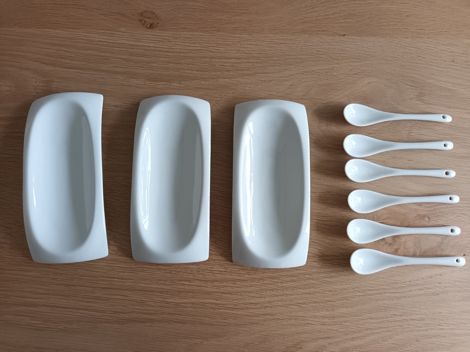 3 serveerschaaltjes schaaltjes tapas met lepels wit witte, Ophalen of Verzenden, Zo goed als nieuw, Schaal of Schalen
