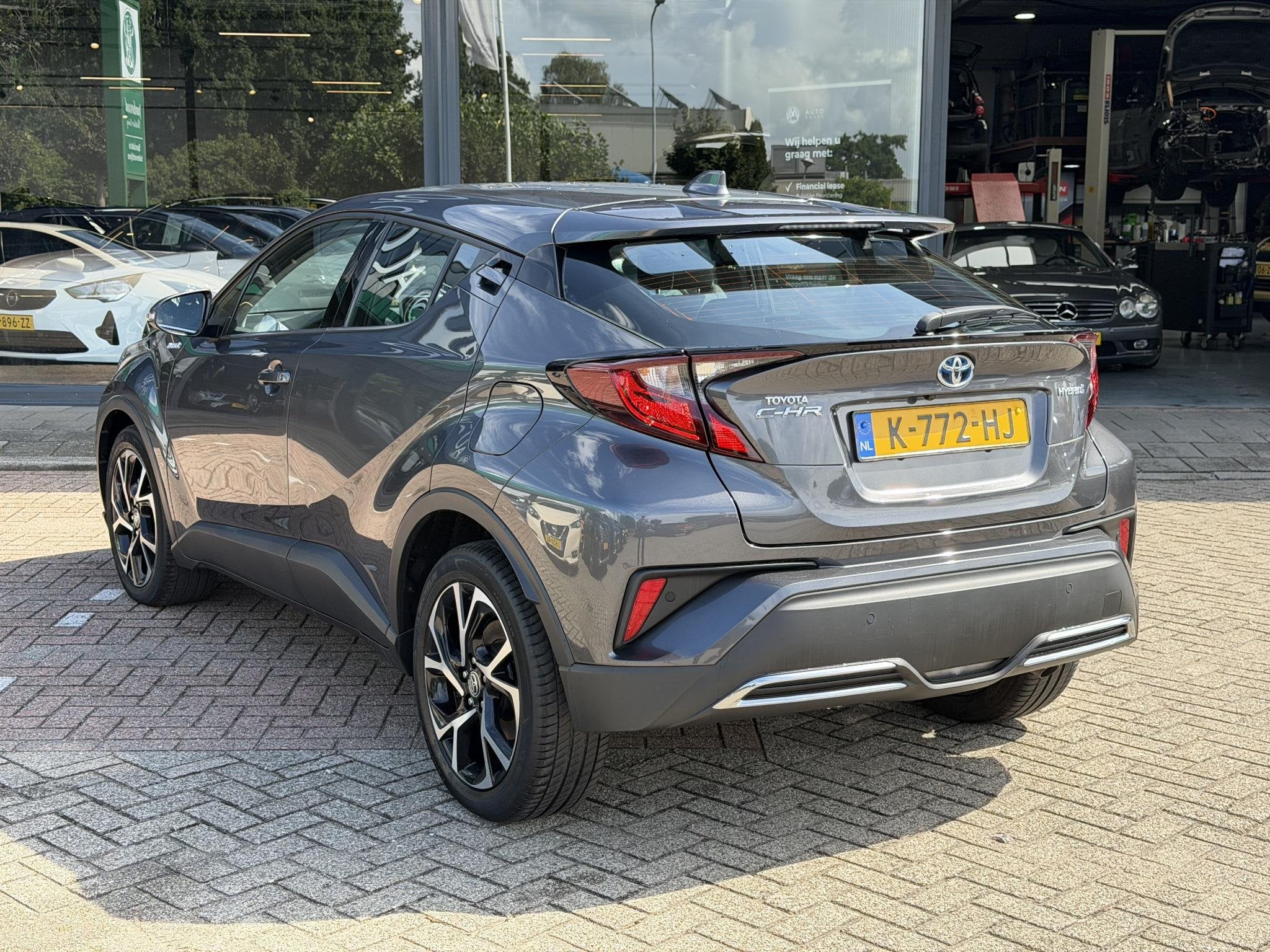 Toyota C-HR 2.0 Hybrid Dynamic AUTOMAAT| NAVIGATIE| CAMERA|, Auto's, Stof, Euro 6, 4 cilinders, Origineel Nederlands