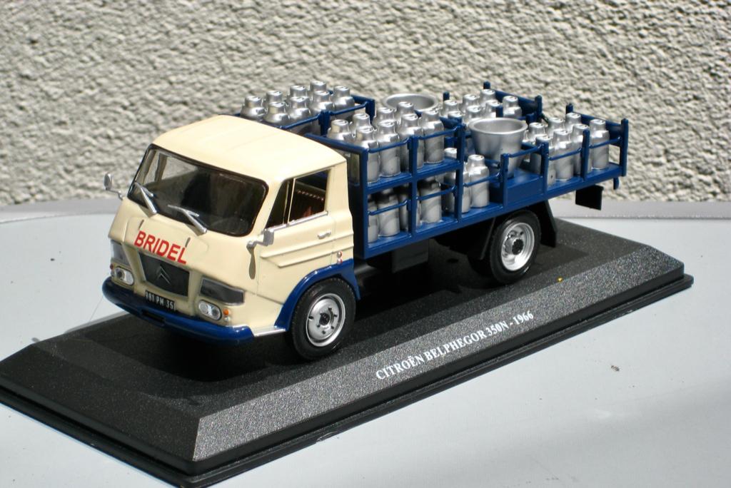 Citroen 350N Belphégor 1966 melkauto Altaya Utilitaires 1:43, Ophalen of Verzenden, Nieuw, Auto, Overige merken