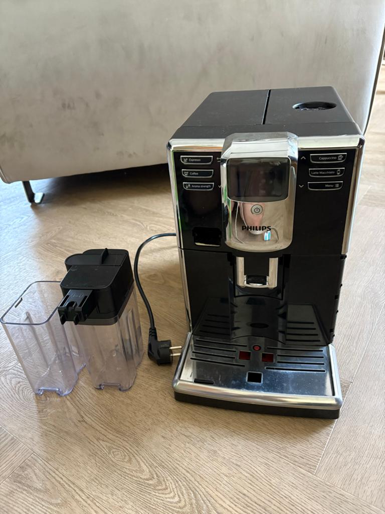 Philips EP5360/10 Volautomatische Espressomachine, Ophalen, Afneembaar waterreservoir, Gebruikt, Espresso apparaat
