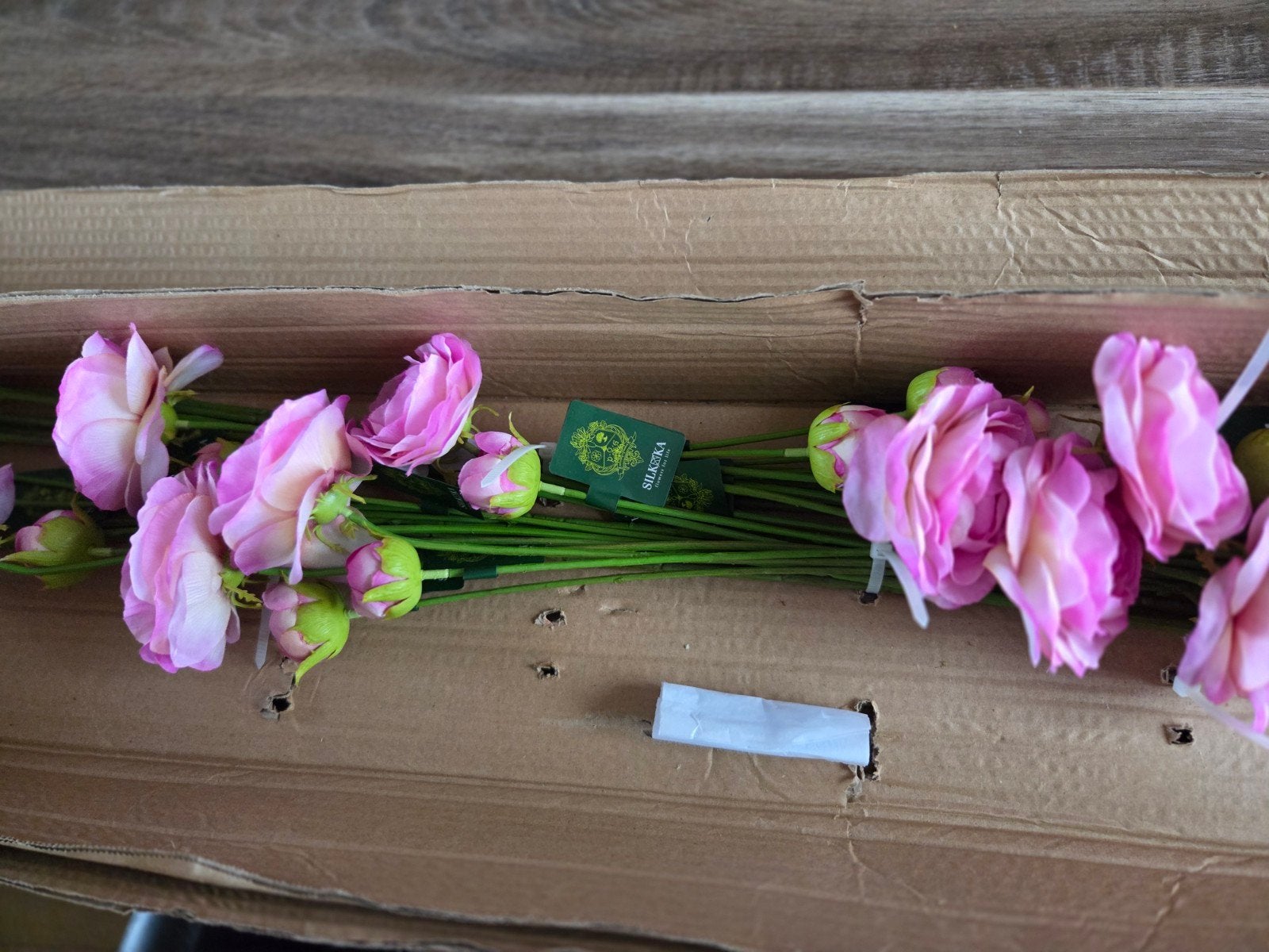 Zijde Kunstbloemen Roze - Silk-ka - Nieuw in doos 30 stuk s, Huis en Inrichting, Binnen, Roze, Ophalen of Verzenden, Onderhoudsvrij