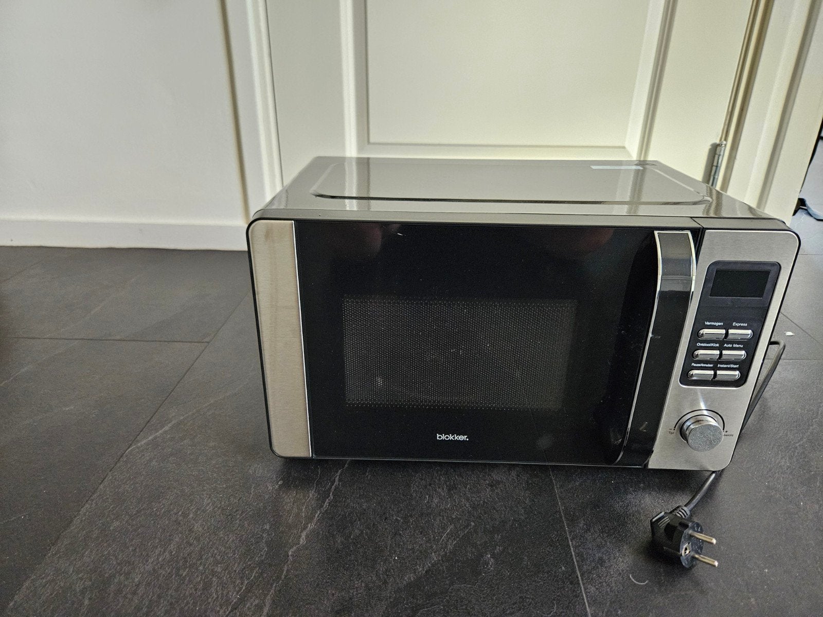 Blokker Magnetron BL-95006 - Goede Staat, Ophalen, Draaiplateau, Vrijstaand, Magnetron
