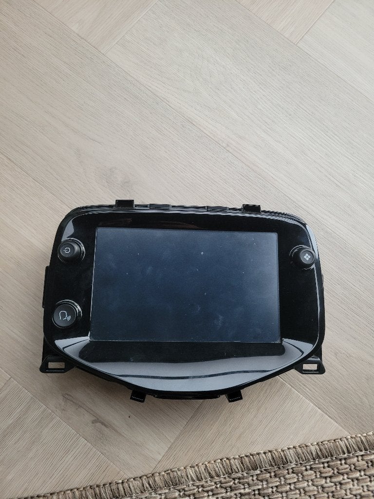 Peugeot 108 Radio Carplay display met 3  knopjes, Auto diversen, Autonavigatie, Ophalen, Gebruikt