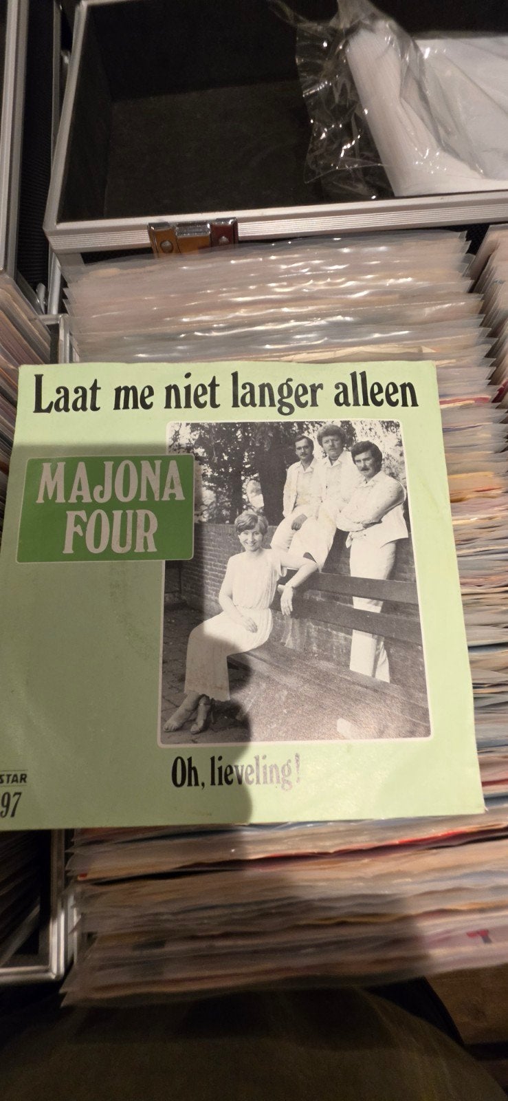 Majona Four - Laat me niet langer alleen (Single), Cd's en Dvd's, Ophalen, Gebruikt, 7 inch, EP