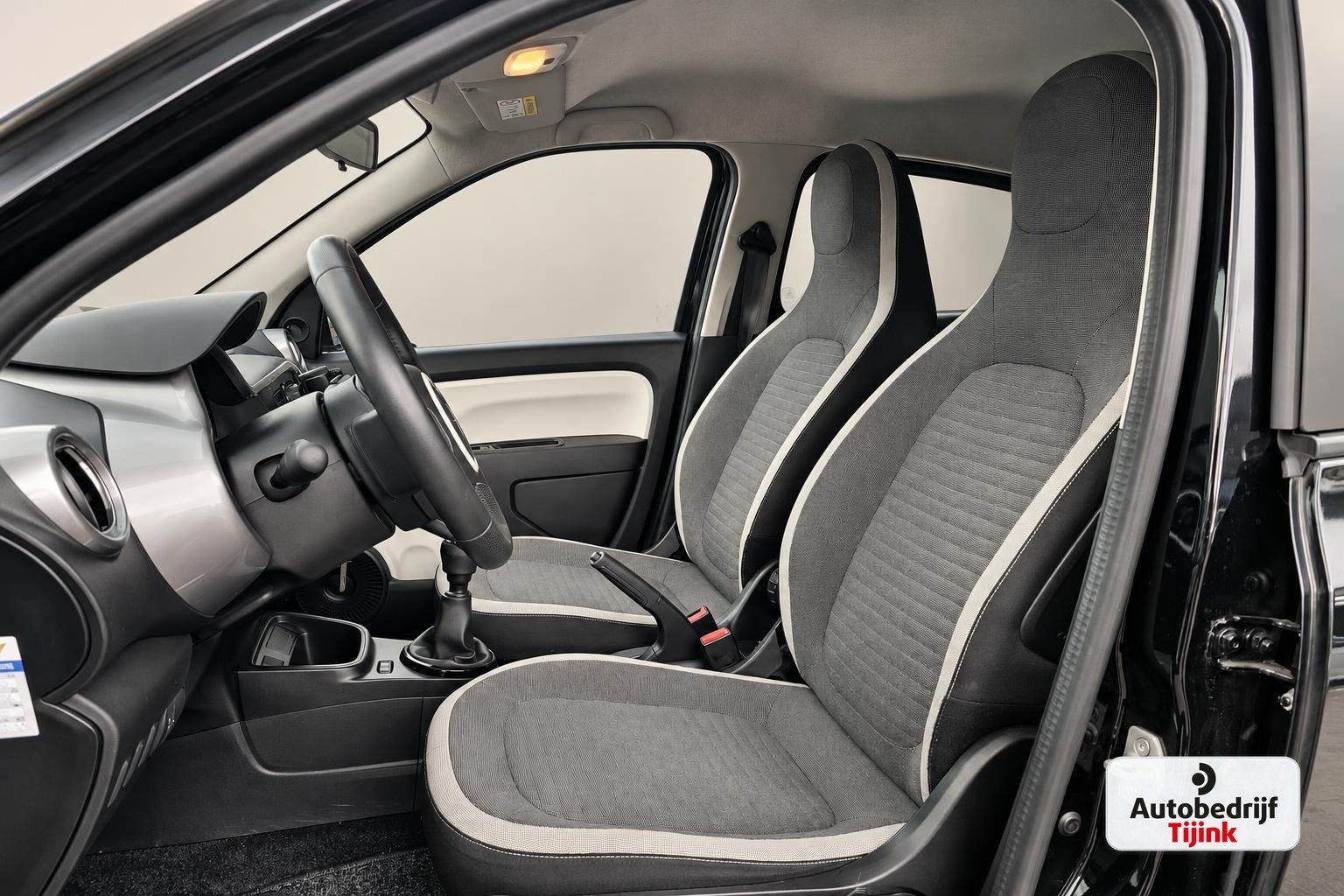 Renault Twingo 1.0 SCe Limited | Airco | Cruise | Bluetooth, Auto's, Gebruikt, Met garantie (alle), Origineel Nederlands, Bedrijf