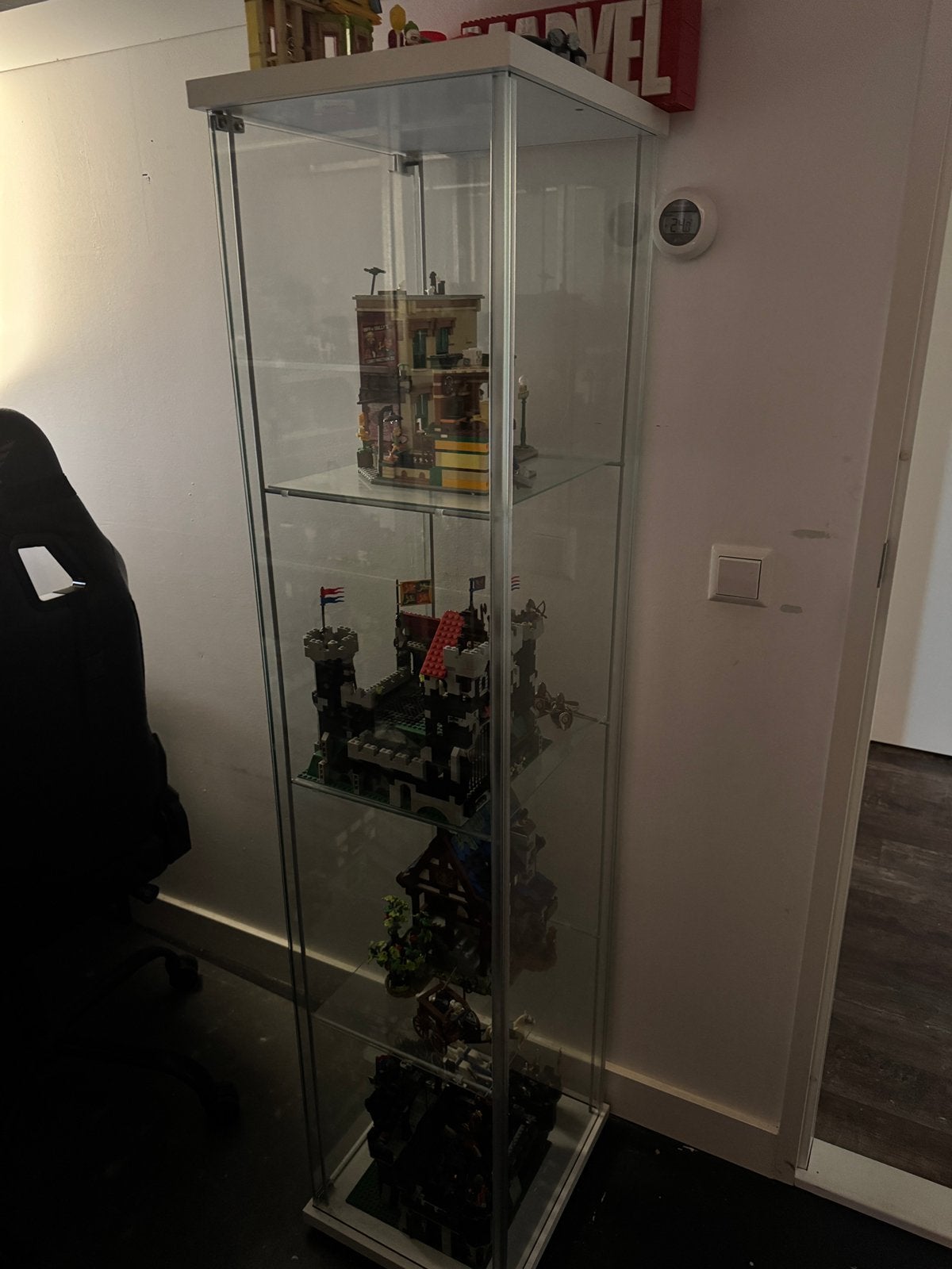 IKEA Detolf Vitrinekast - Perfect voor verzamelaars!, Huis en Inrichting, Kasten | Vitrinekasten, Ophalen, Minder dan 50 cm, 150 tot 200 cm