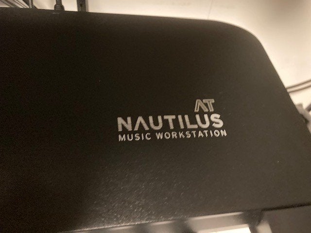 muziekinstrument, Ophalen, Zo goed als nieuw, 61 toetsen, Korg