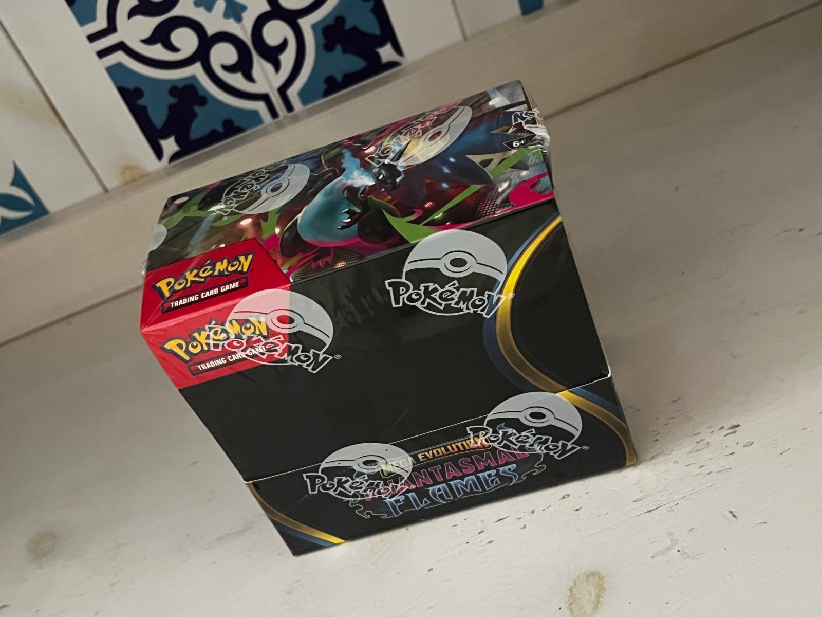 Pokémon TCG Boosterbox Mega Evolution Phantasmal Flames, Ophalen of Verzenden, Nieuw, Boosterbox