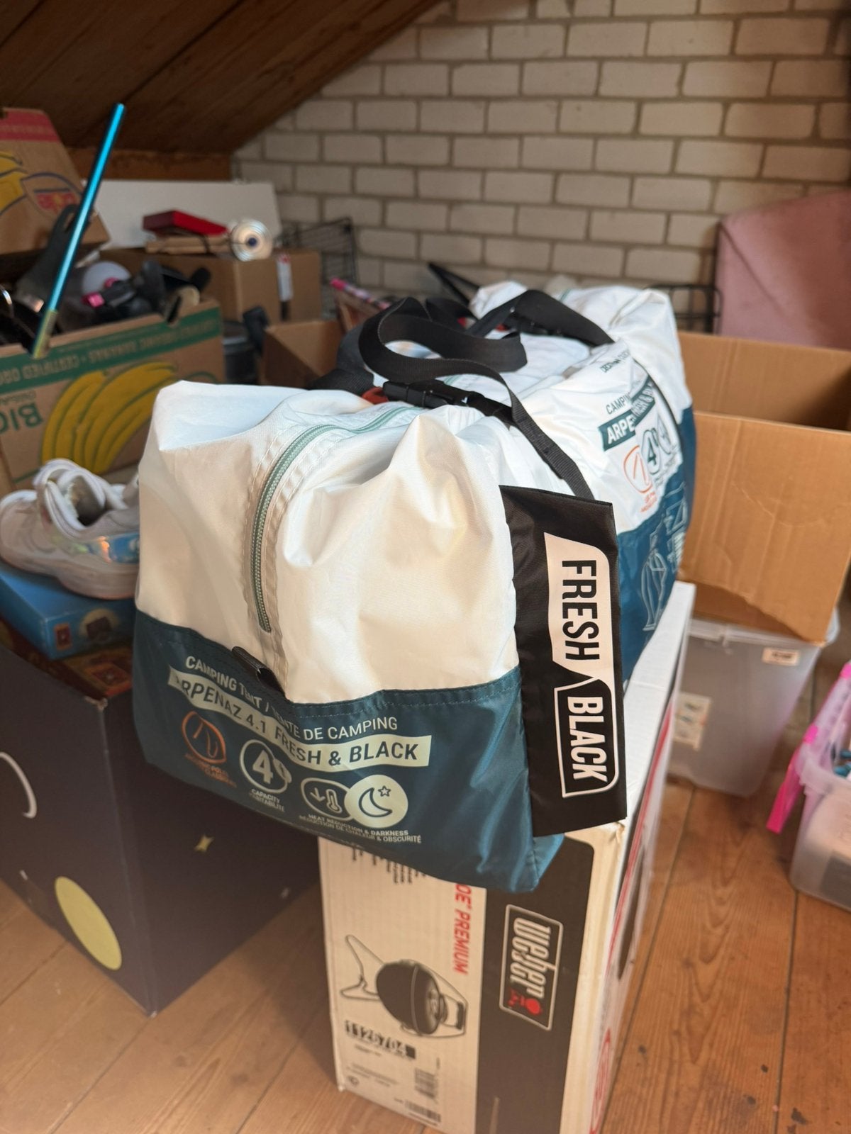 Nieuwe 4 pers tent nog nooit gebruikt, Ophalen, Nieuw