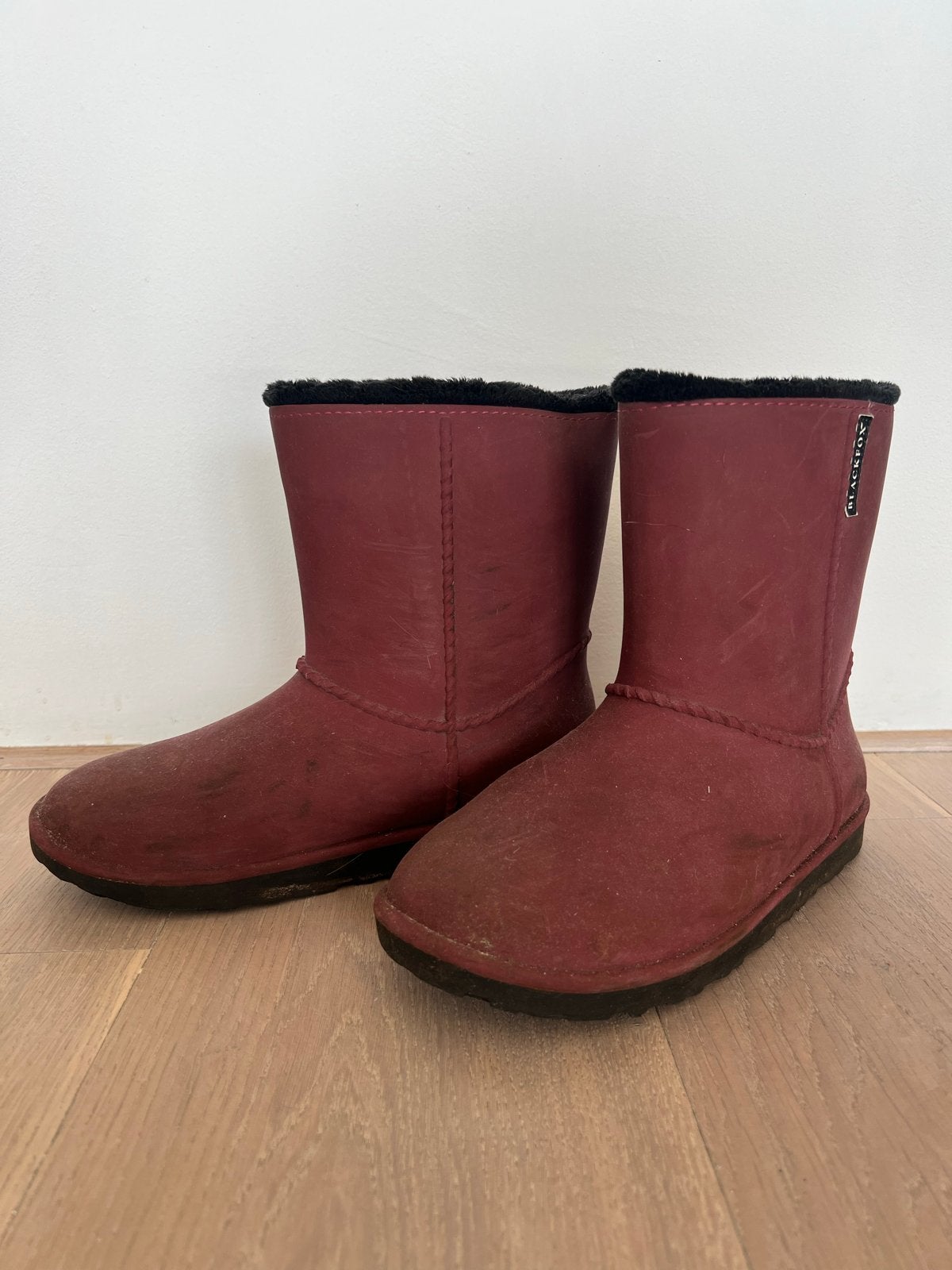 Bordeauxrode laarzen met warme voering maat 36/37, Lage of Enkellaarzen, Ophalen of Verzenden, Gedragen, Rood