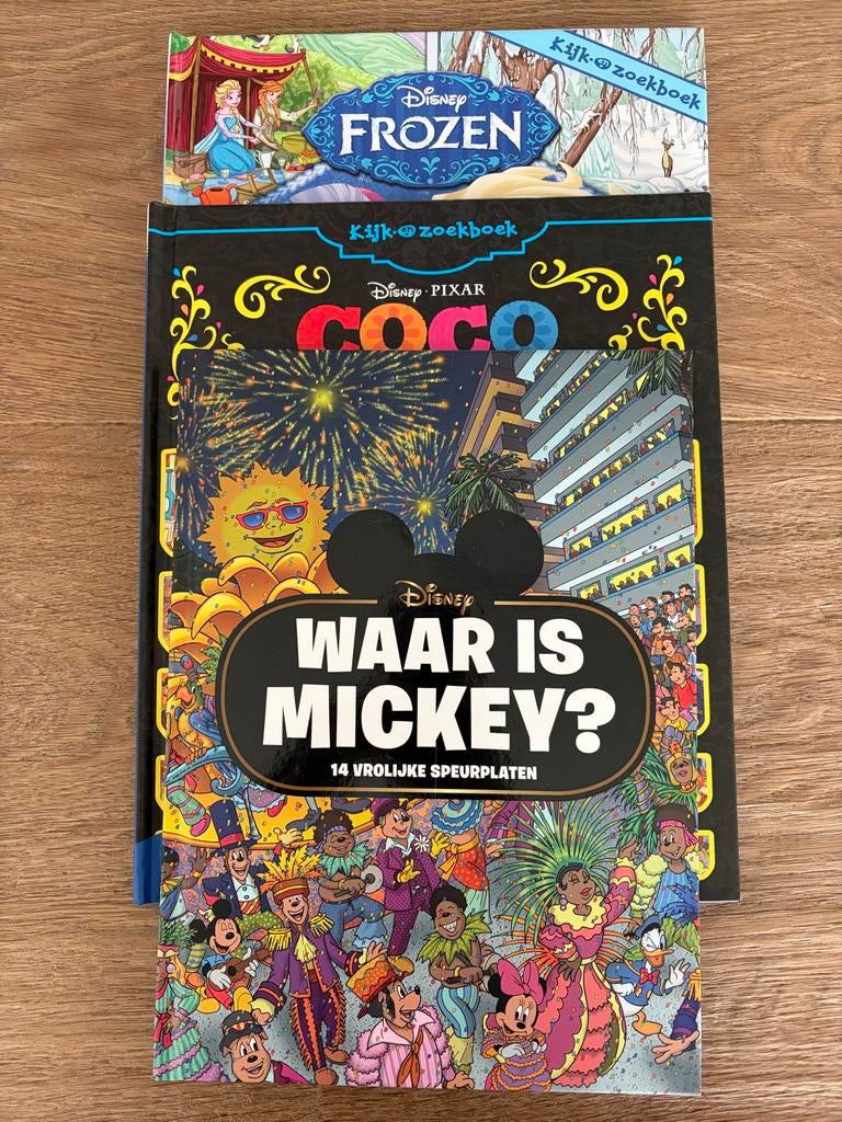 Disney Kijk- en Zoekboeken: Frozen, Coco & Waar is Mickey?, Ophalen of Verzenden, Zo goed als nieuw, Fictie algemeen