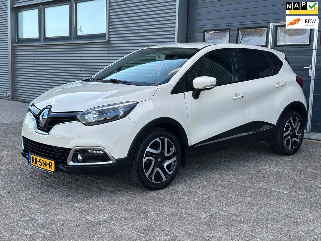 Renault Captur 0.9 TCe Dynamique NAVI - NWE APK - NETTE AUTO, Voorwielaandrijving, Gebruikt, Handgeschakeld, 3 cilinders