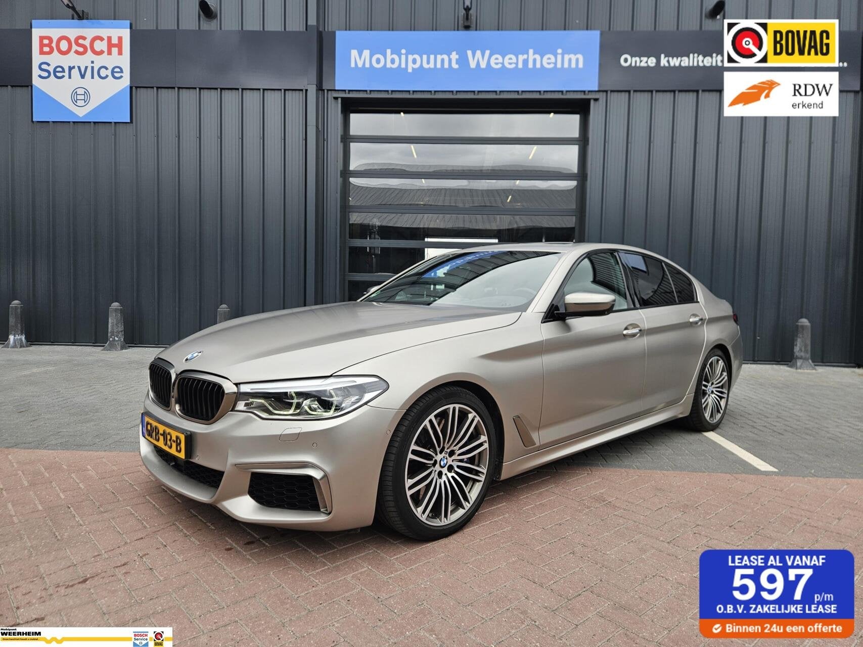 BMW 5-serie M550i xDrive High Executive NIEUWSTAAT!, Auto's, Automaat, Gebruikt, 4395 cc, Bedrijf