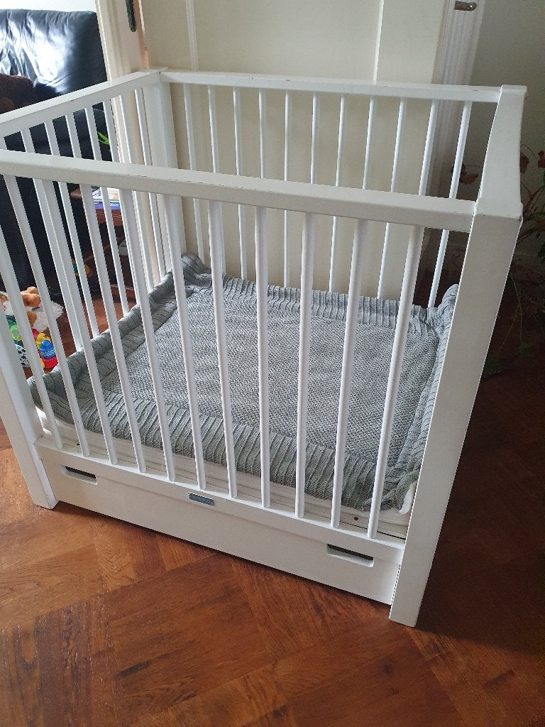BOPITA BOX MET MATRAS EN PRENATAL BOXKLEED, Kinderen en Baby's, Boxen, Ophalen of Verzenden, Gebruikt, In hoogte verstelbaar