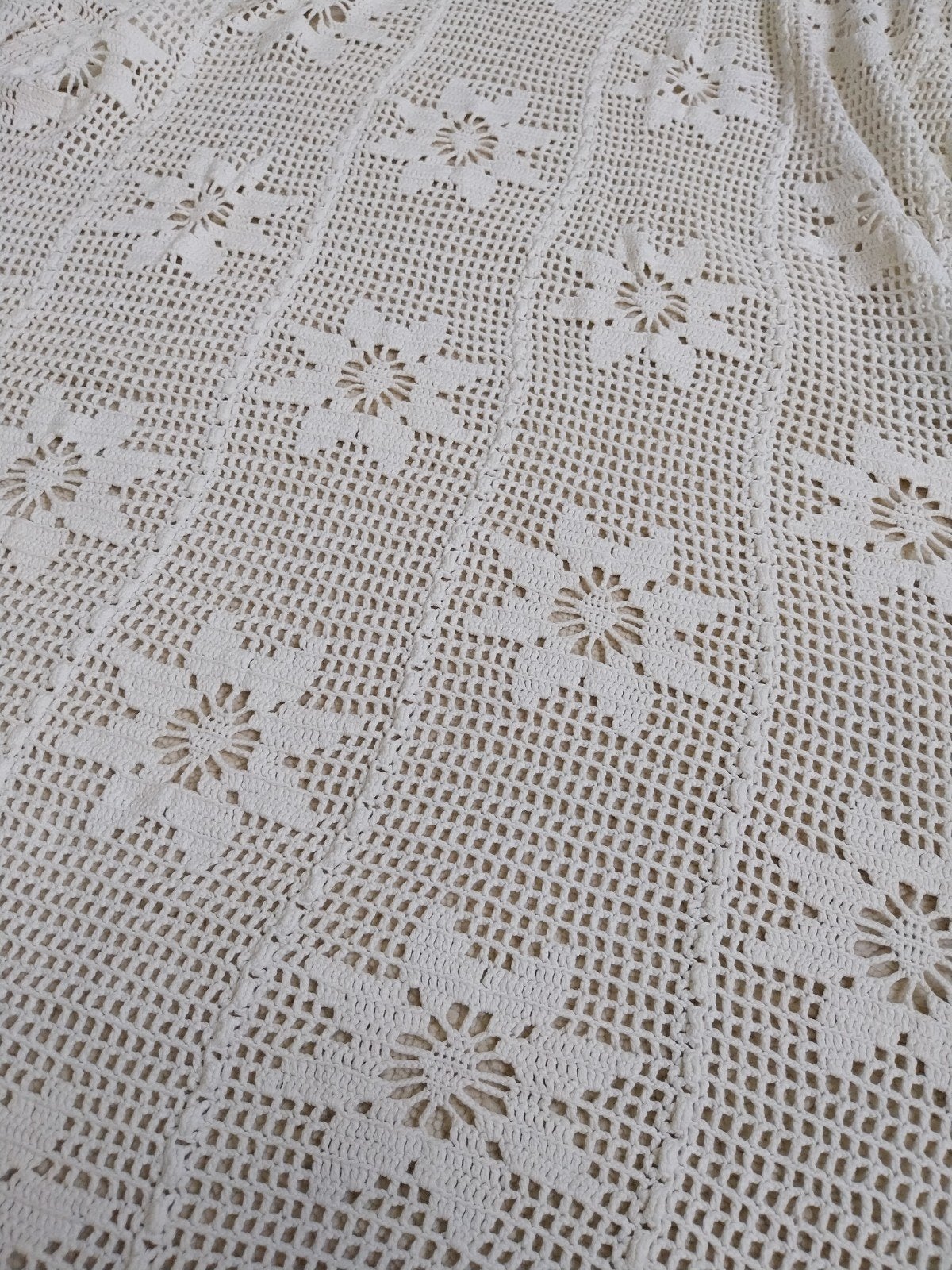 Gehaakte 1-persoons sprei - 140x230 cm, Gebruikt, Jongetje of Meisje, Wit, Eenpersoonsbed