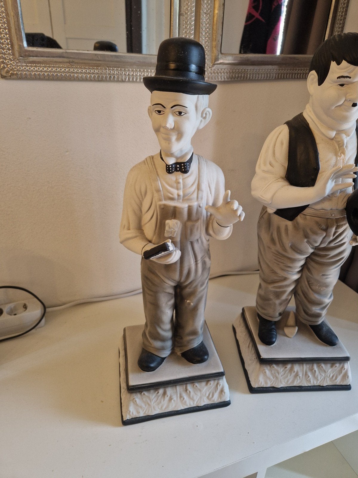 Beelden van Laurel en Hardy - De Dikke en de Dunne, Ophalen