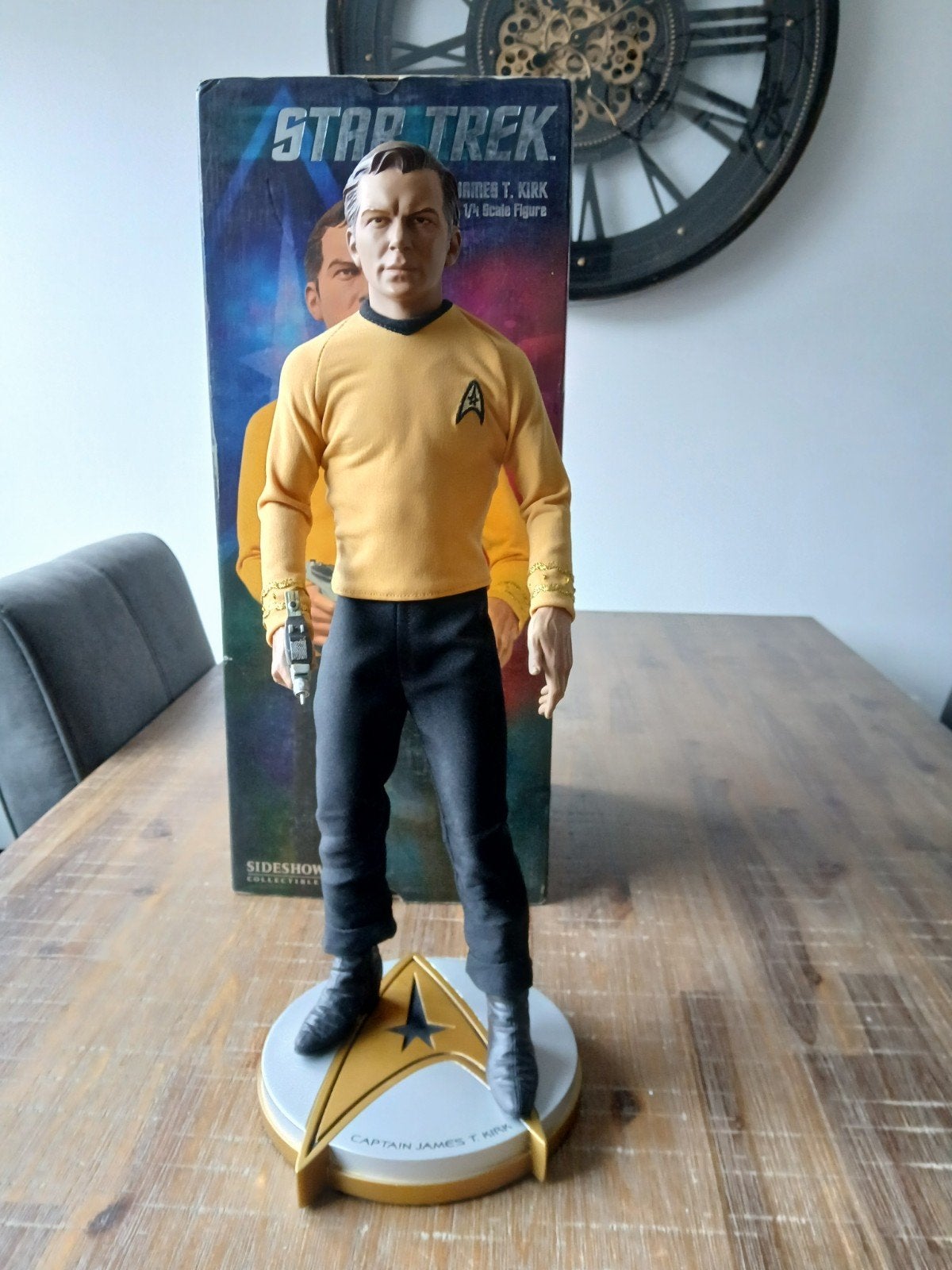 Sideshow Star Trek 1/4 Captain Kirk Premium Format Statue, Verzamelen, Ophalen of Verzenden, Zo goed als nieuw, Film, Beeldje, Replica of Model