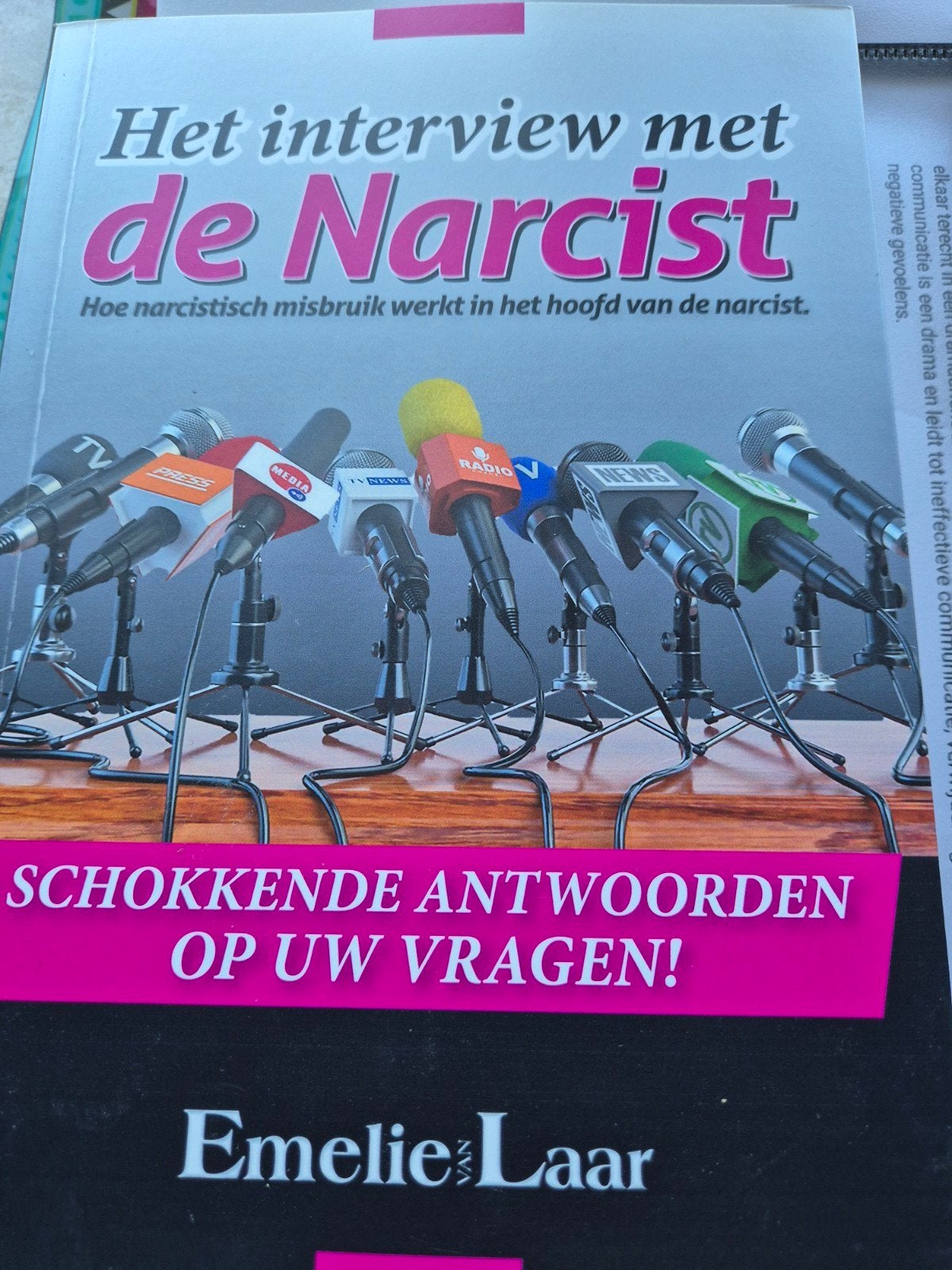 Het interview met de Narcist - Emelie Laar, Ophalen of Verzenden, Gelezen, Klinische psychologie, Emelie Laar